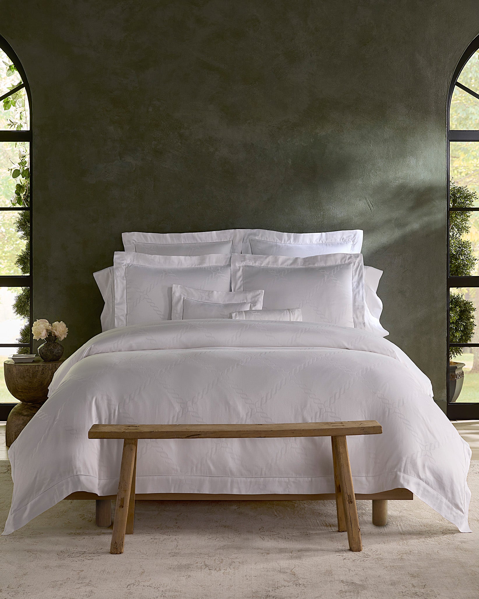 Ori Treccia bed in white