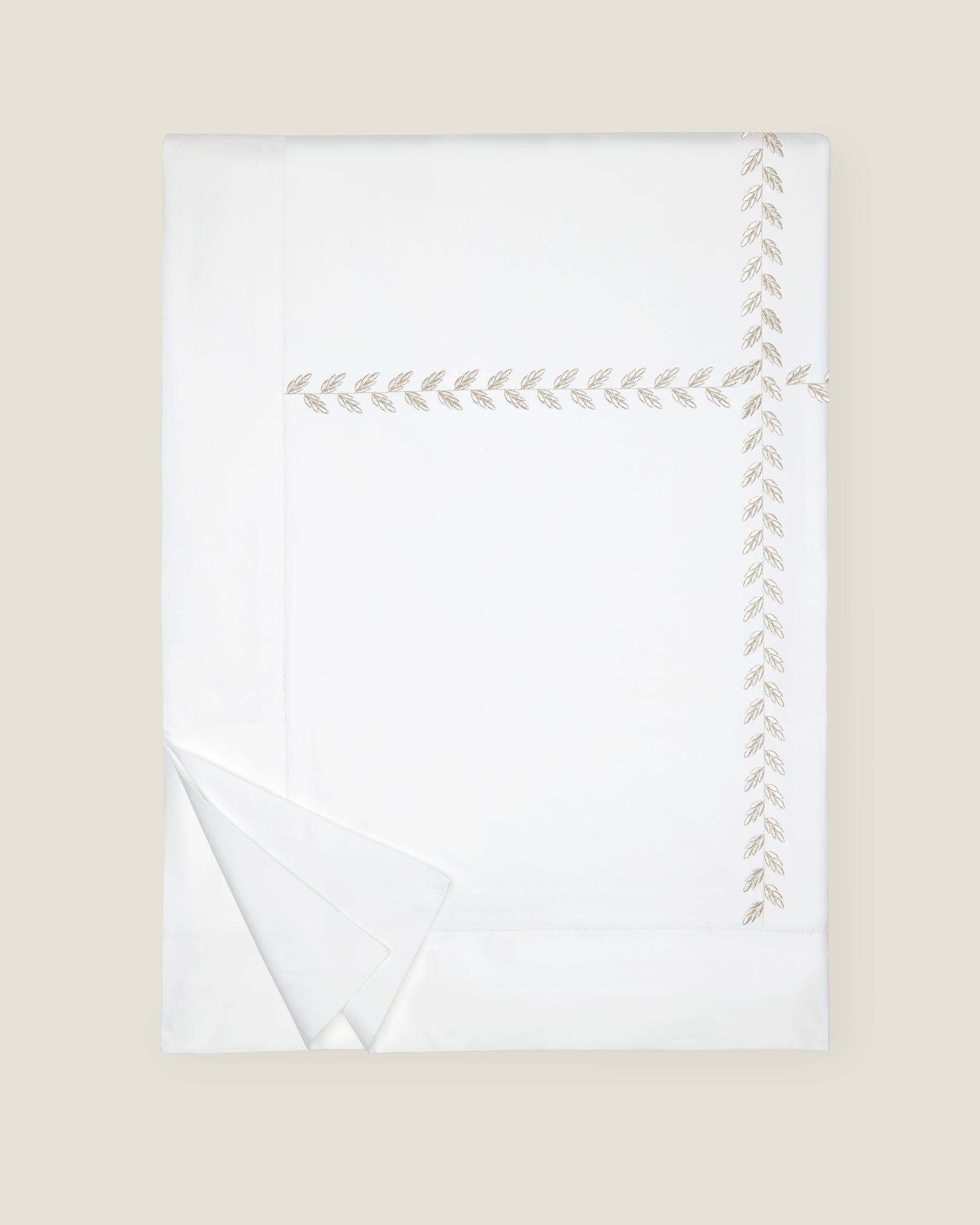 Federico white/antique silver duvet cover folded