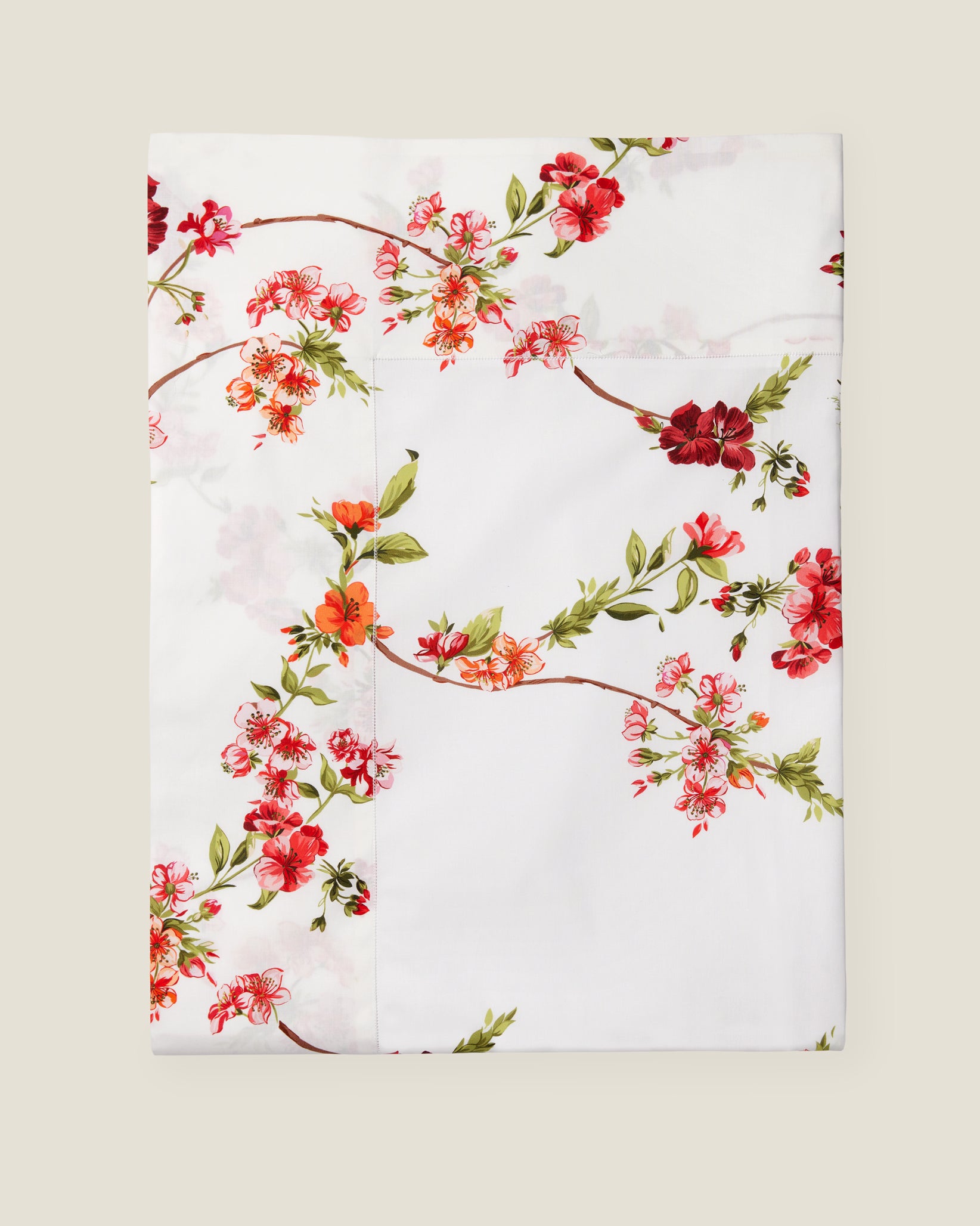 Fresia flat sheet folded in scarlet