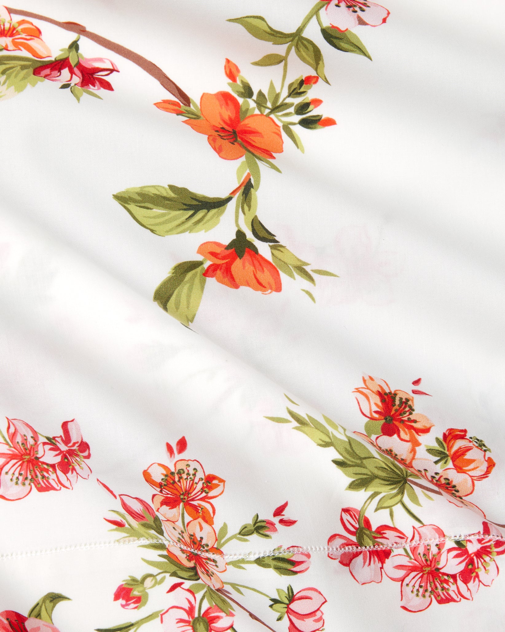 Fresia duvet cover in scarlet texture