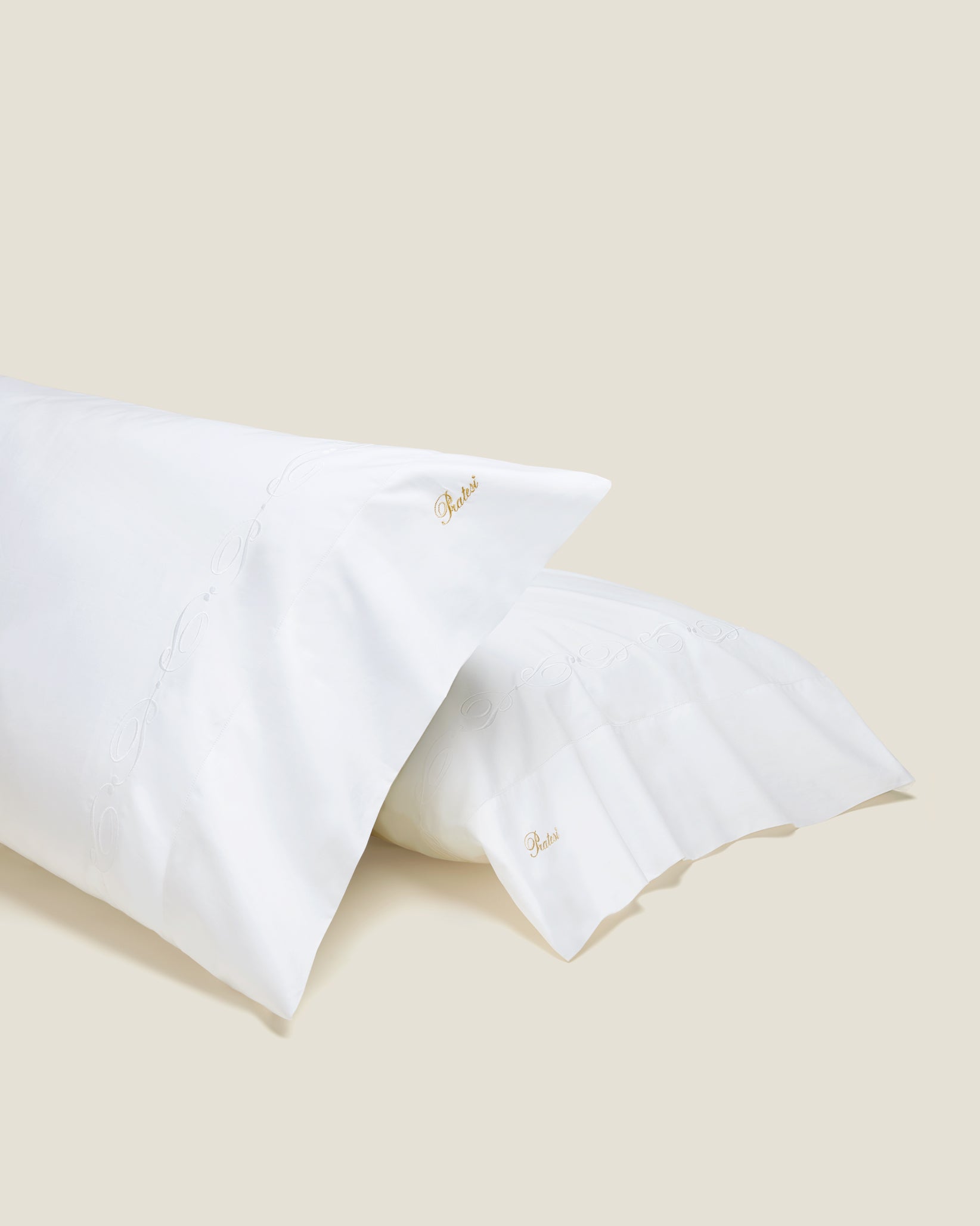 Icona pillowcase pair in white/white