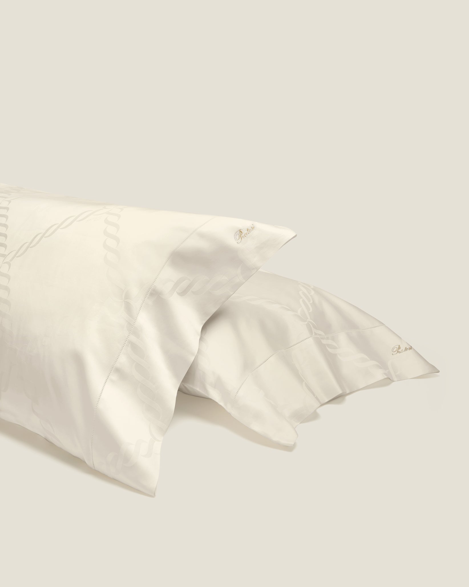 Beige Ori Treccia pillowcase pair