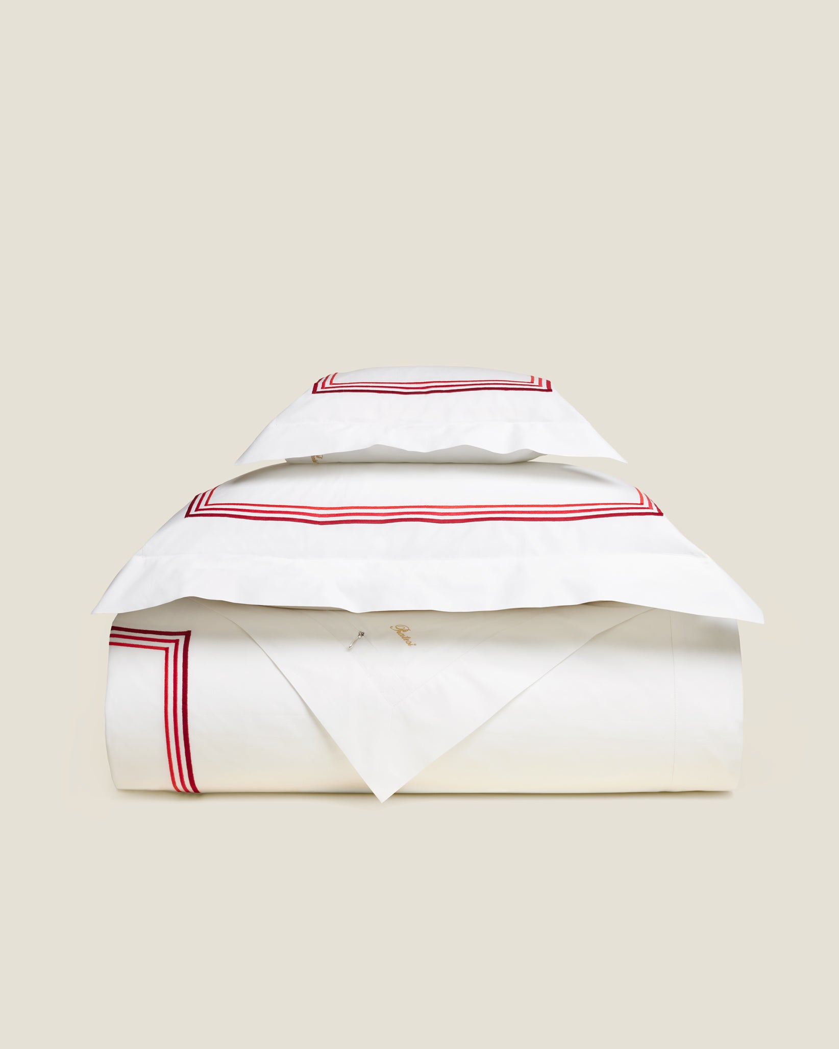 Tre Righe Ombre Duvet cover stack in white/scarlet