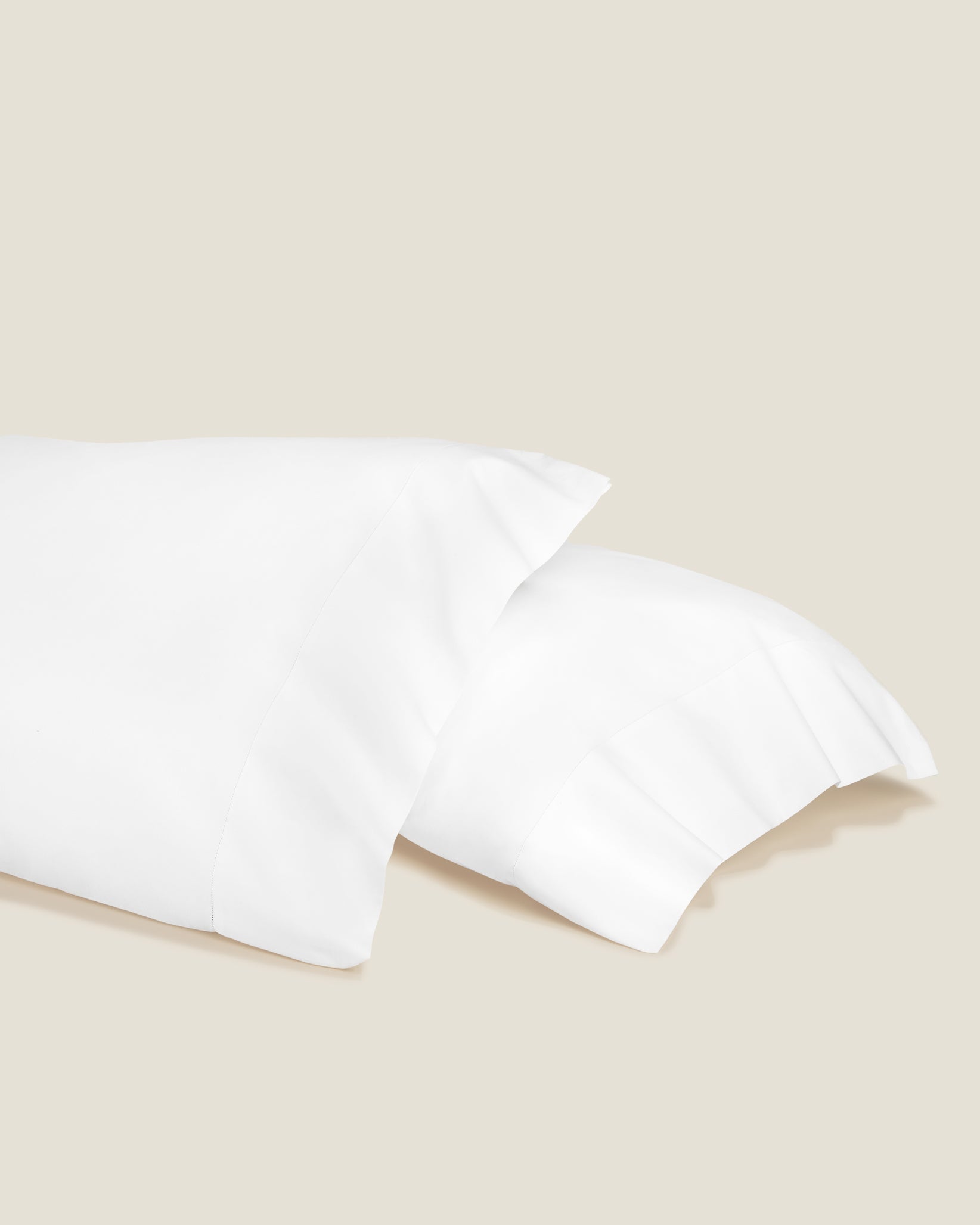 Angel Luxe in white pillowcases pair. 