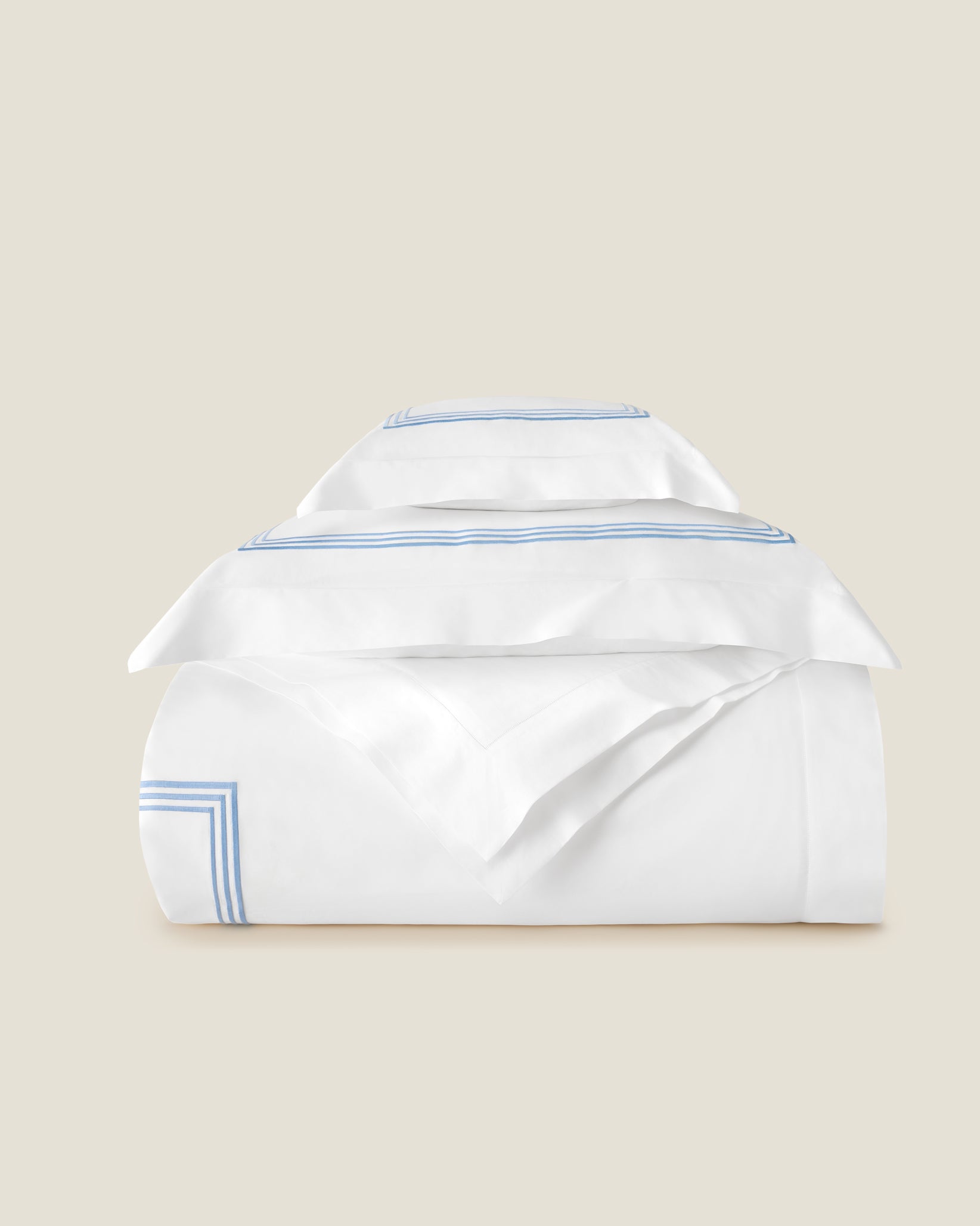 Tre Righe Splendore white/medium blue duvet cover stack