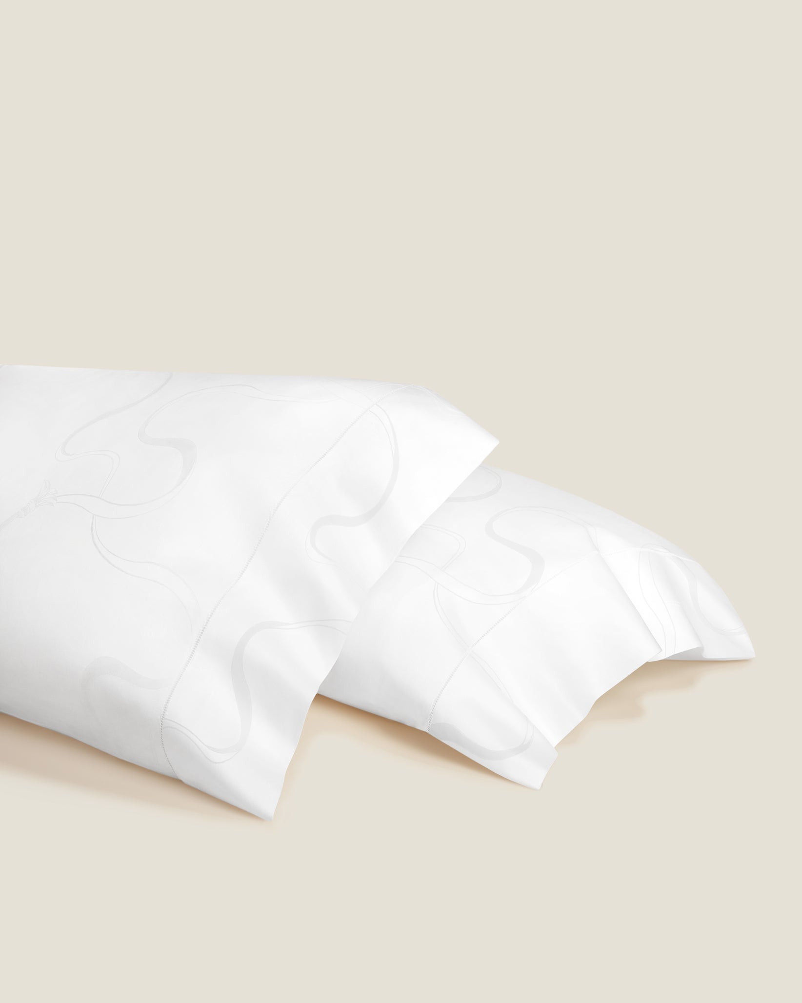 Vittoria pillowcase pair