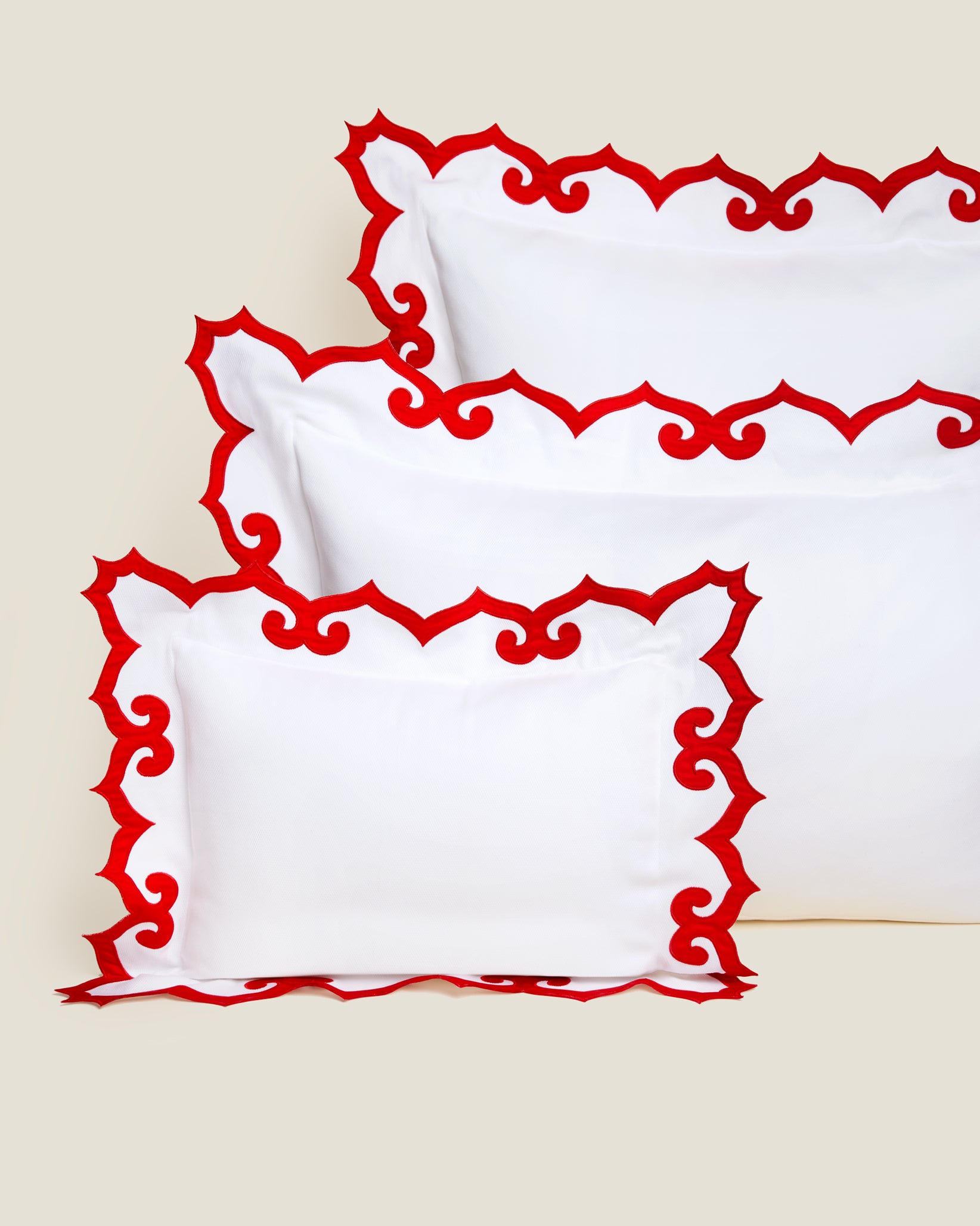 Marrakesh piquet sham white/scarlet