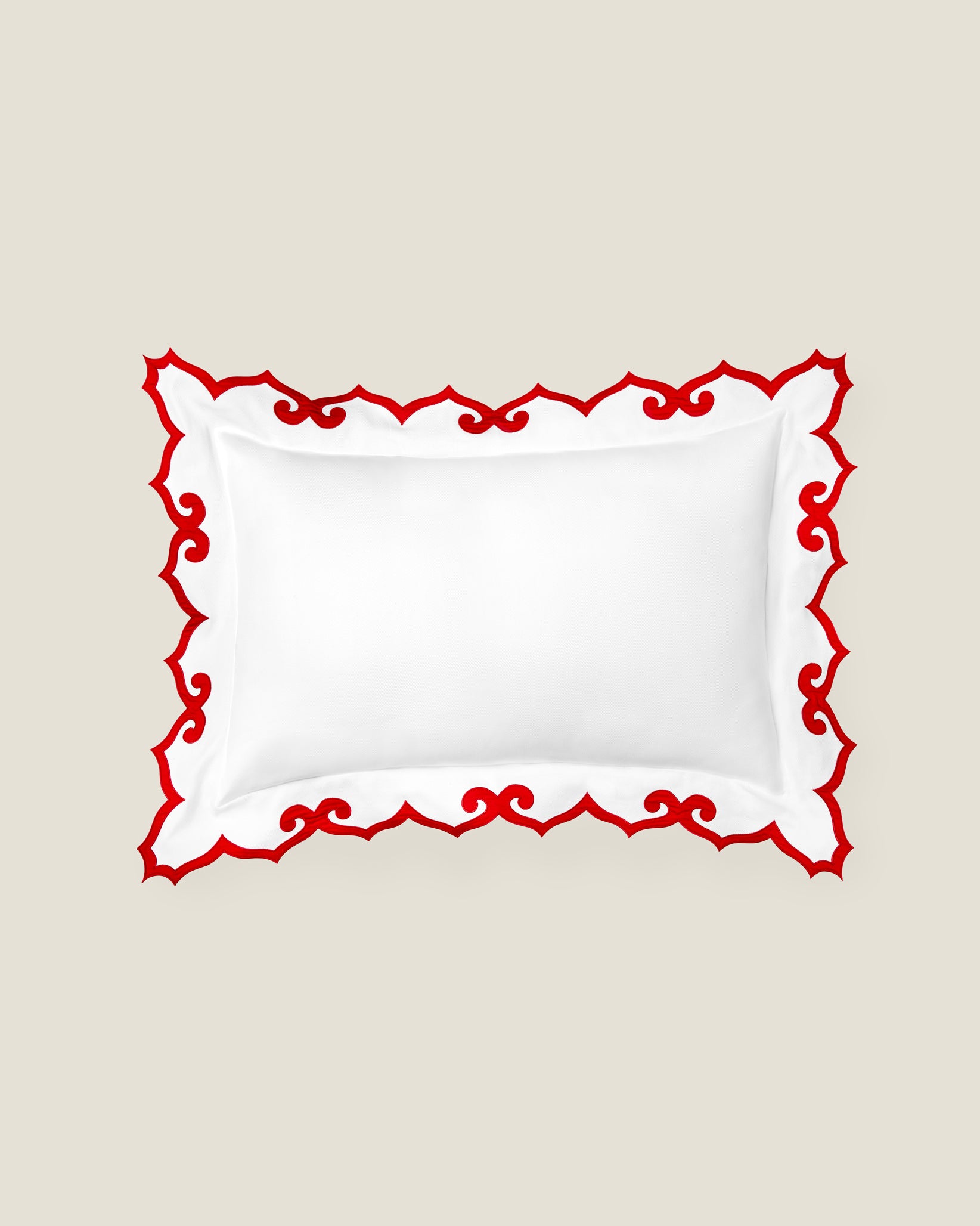 Marrakesh white/scarlet queen sham