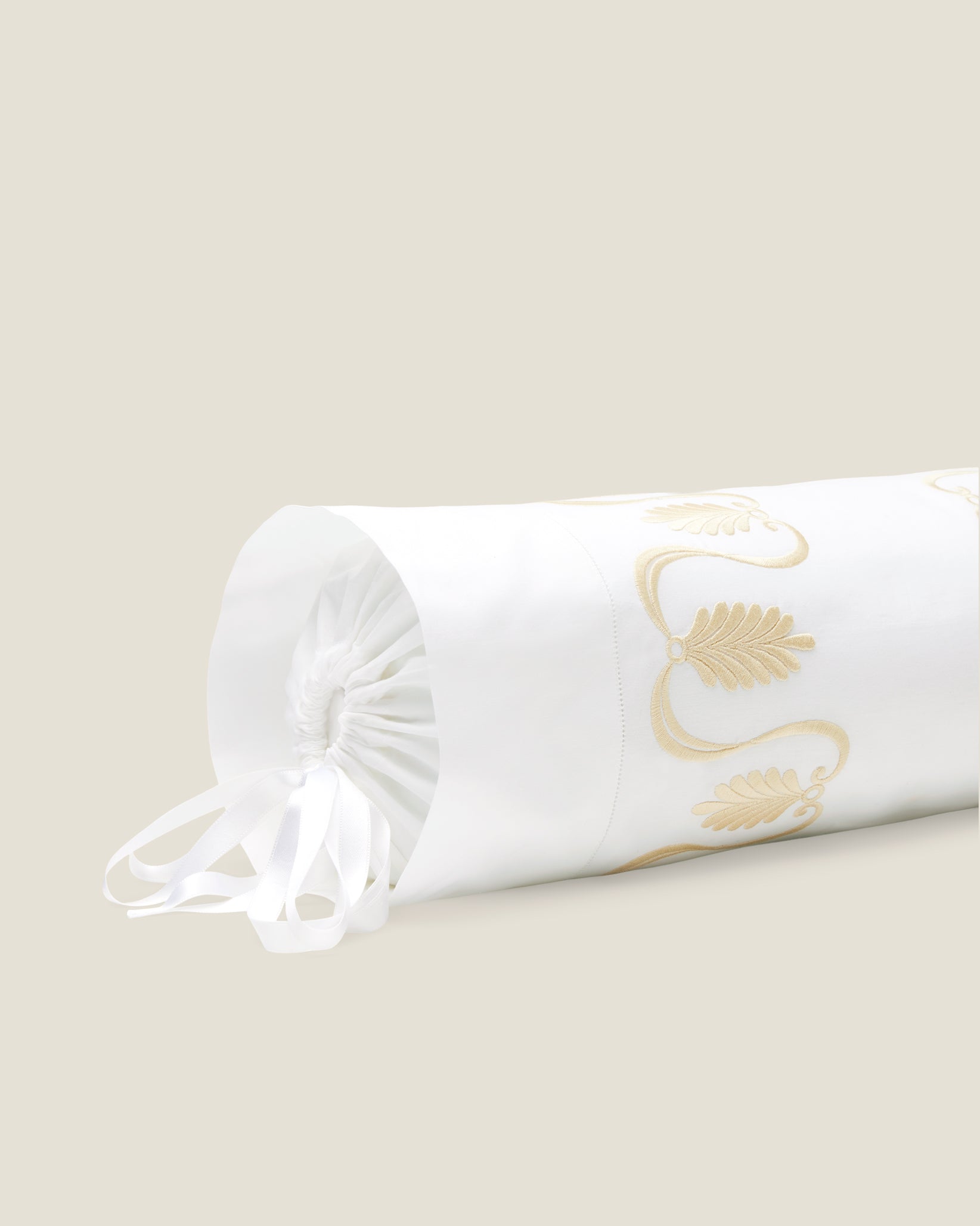 Paolina white/beige neckroll sham
