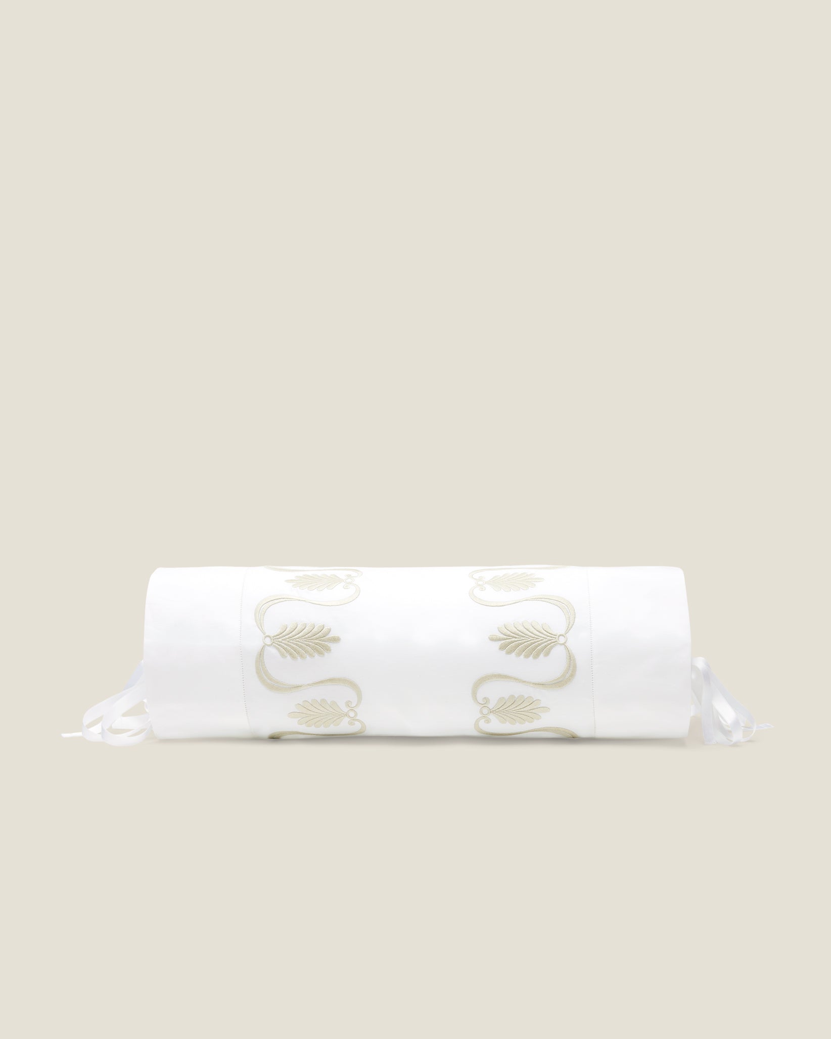 Paolina white/sage neckroll sham