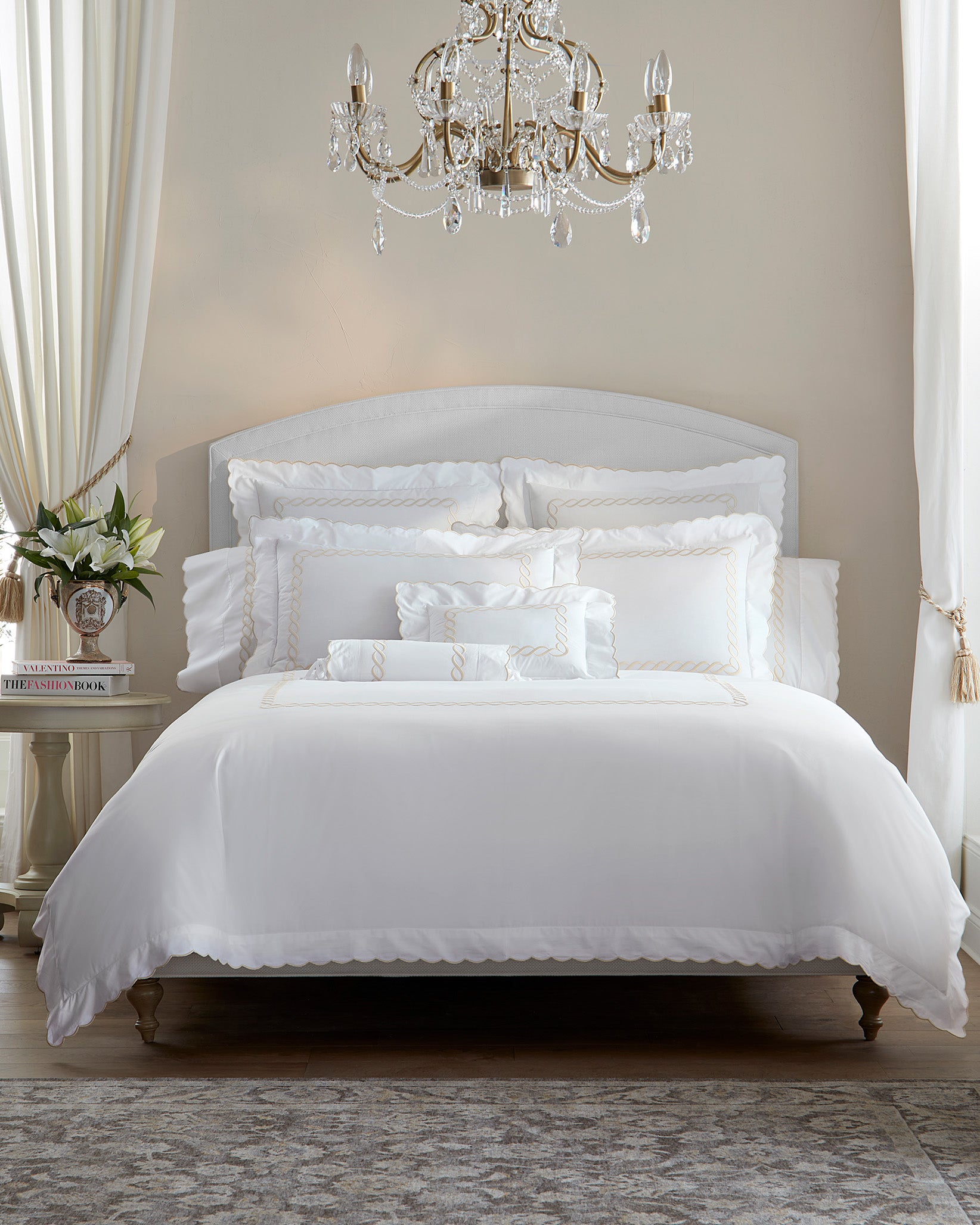 Treccia bed in white/beige